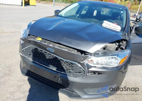2018 Ford Focus S z USA, uszkodzony, nr VIN 1FADP3E23JL213801
